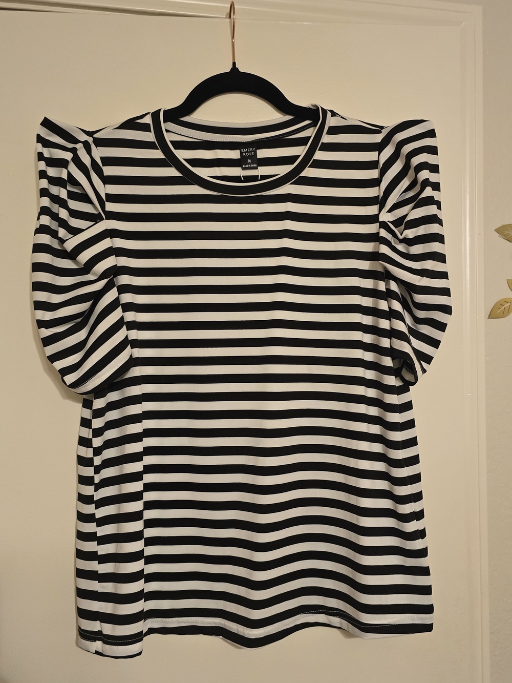 EMERY ROSE Black and White Striped Puff Sleeve Tee
